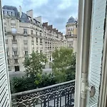 apprtement confortable prés tour eiffel paris 16